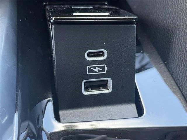 used 2026 Acura MDX car, priced at $50,986