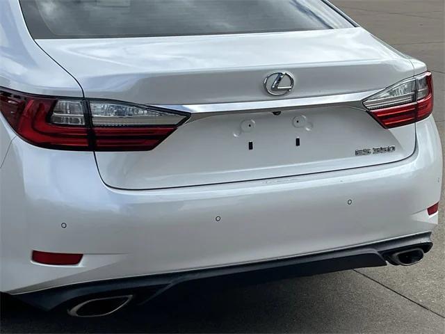 used 2017 Lexus ES 350 car, priced at $22,949