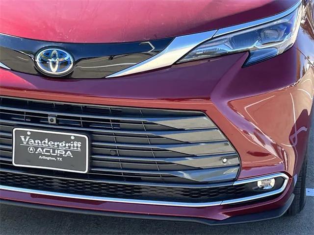 used 2025 Toyota Sienna car, priced at $58,365