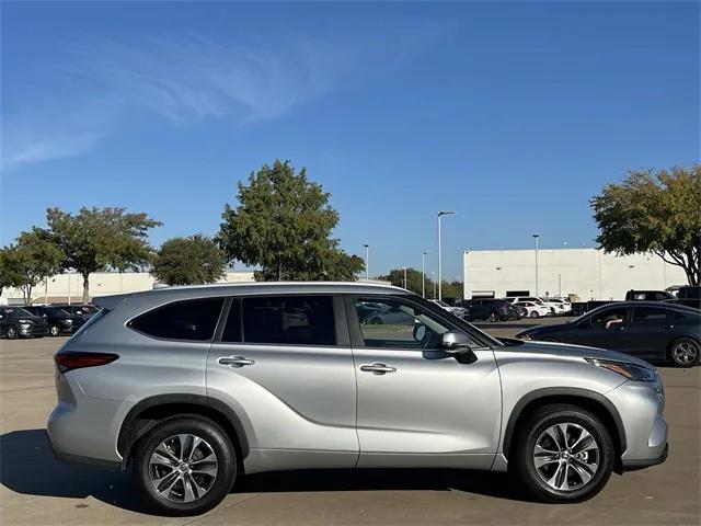 used 2023 Toyota Highlander car, priced at $35,996