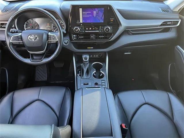 used 2023 Toyota Highlander car, priced at $35,996