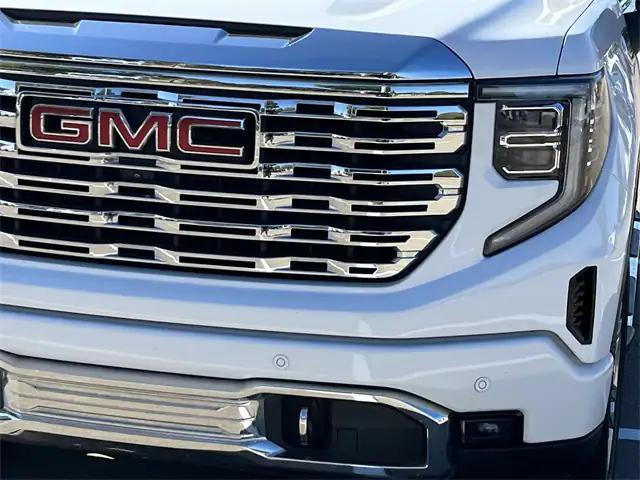 used 2022 GMC Sierra 1500 car, priced at $42,473