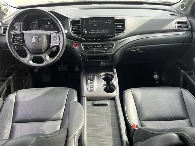 used 2022 Honda Pilot car, priced at $29,995