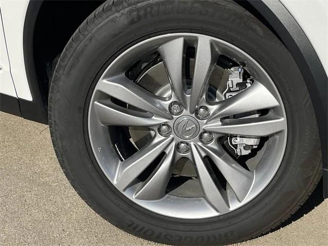 used 2024 Acura MDX car, priced at $44,129