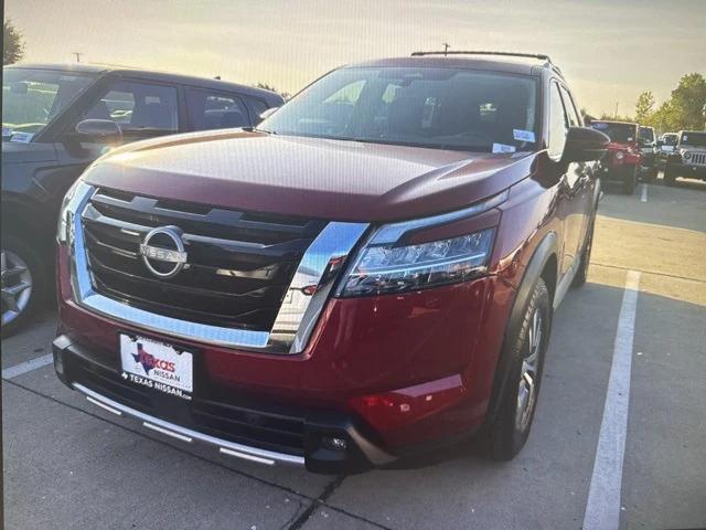 used 2023 Nissan Pathfinder car, priced at $26,995