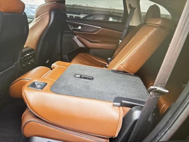 used 2022 Acura MDX car, priced at $38,466