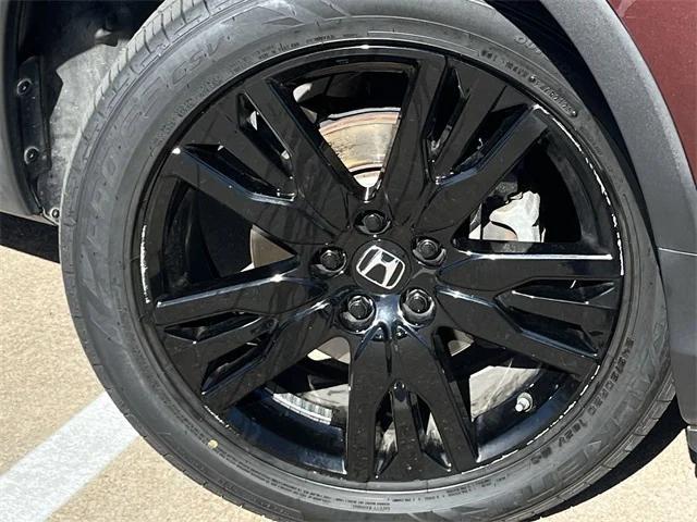 used 2022 Honda Pilot car, priced at $30,995