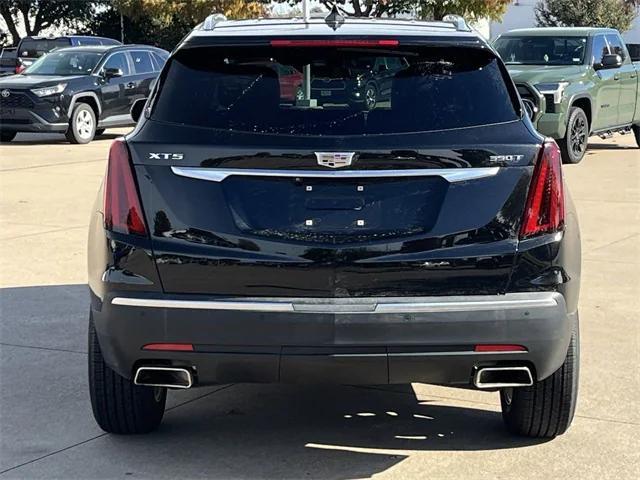 used 2021 Cadillac XT5 car, priced at $24,295