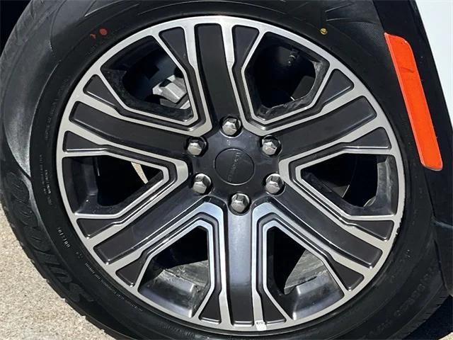 used 2024 Jeep Wagoneer L car, priced at $44,432