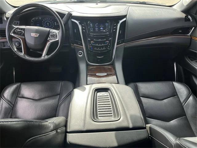 used 2020 Cadillac Escalade ESV car, priced at $37,632