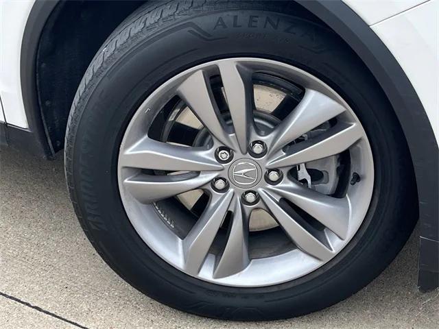 used 2023 Acura MDX car, priced at $38,304