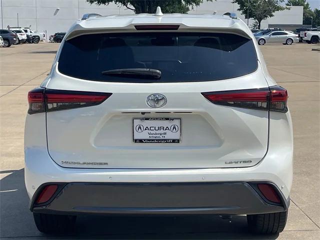 used 2021 Toyota Highlander car, priced at $31,595