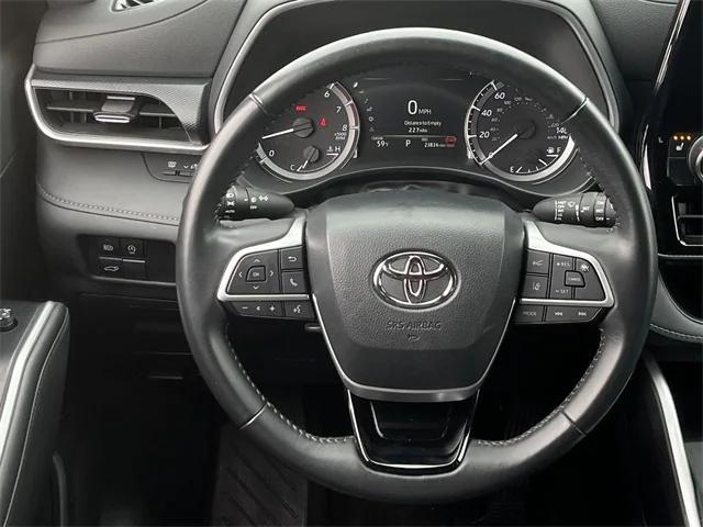 used 2024 Toyota Highlander car, priced at $41,583