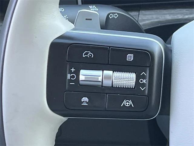 used 2025 Hyundai Santa Fe car, priced at $36,321