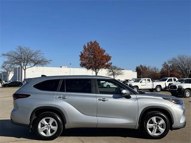 used 2024 Toyota Highlander car, priced at $37,623