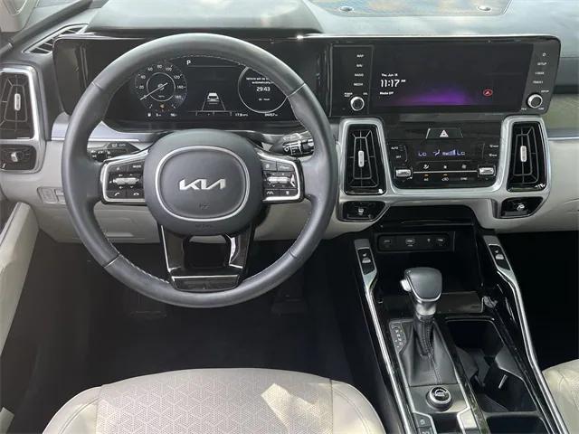 used 2023 Kia Sorento car, priced at $31,569