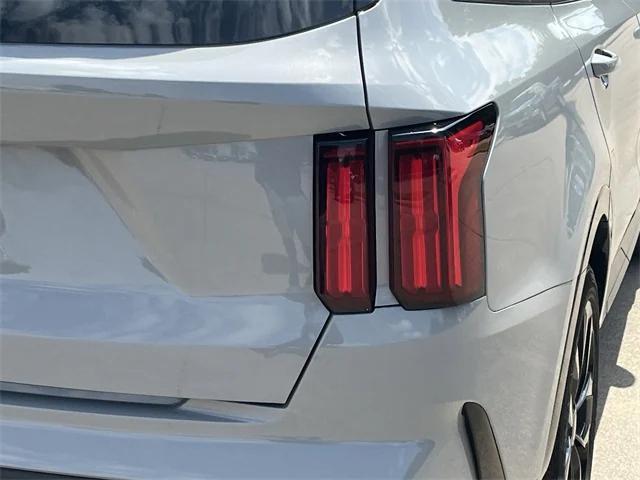 used 2023 Kia Sorento car, priced at $31,569