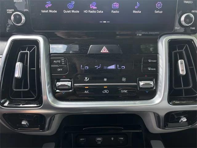 used 2023 Kia Sorento car, priced at $31,569