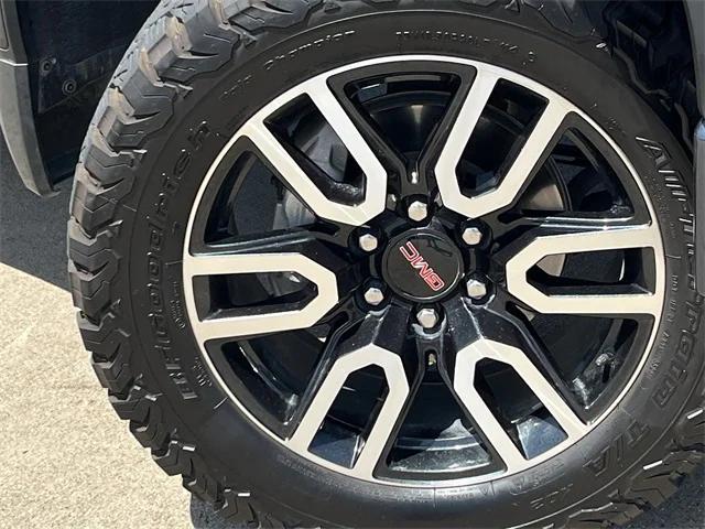 used 2021 GMC Sierra 1500 car, priced at $43,896