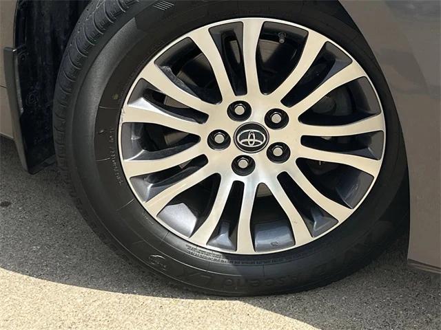 used 2018 Toyota Sienna car, priced at $23,298