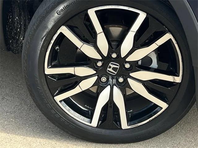 used 2022 Honda Pilot car, priced at $32,995