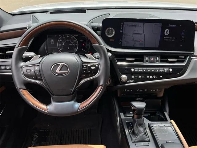 used 2022 Lexus ES 350 car, priced at $38,645