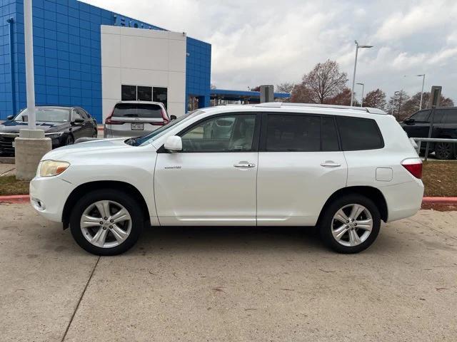 used 2009 Toyota Highlander car, priced at $9,395