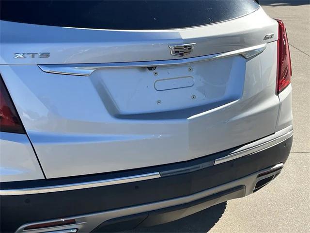 used 2020 Cadillac XT5 car, priced at $22,755