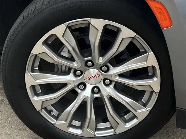 used 2022 GMC Yukon car, priced at $60,601