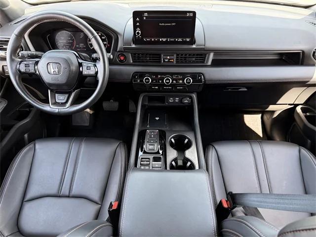 used 2024 Honda Pilot car, priced at $39,564