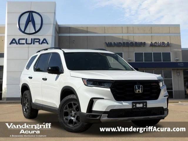 used 2024 Honda Pilot car, priced at $39,564