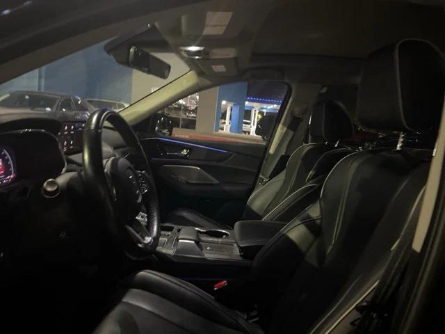 used 2023 Acura MDX car, priced at $43,744