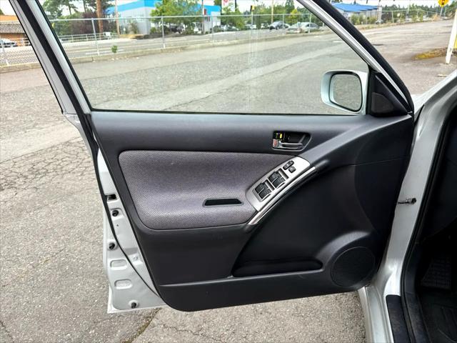 used 2004 Toyota Matrix car, priced at $5,582