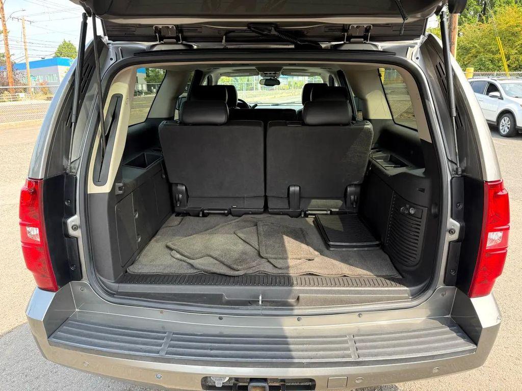 used 2008 Chevrolet Suburban car, priced at $13,000