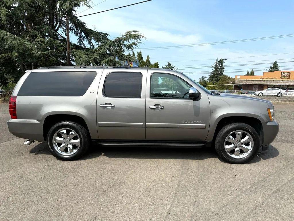 used 2008 Chevrolet Suburban car, priced at $13,000