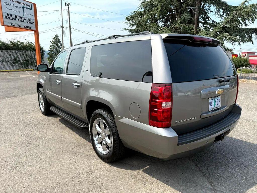 used 2008 Chevrolet Suburban car, priced at $13,000