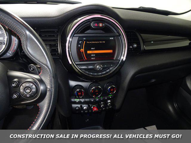 used 2021 MINI Hardtop car, priced at $22,498