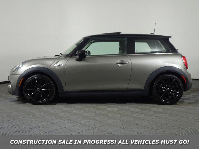 used 2021 MINI Hardtop car, priced at $22,498