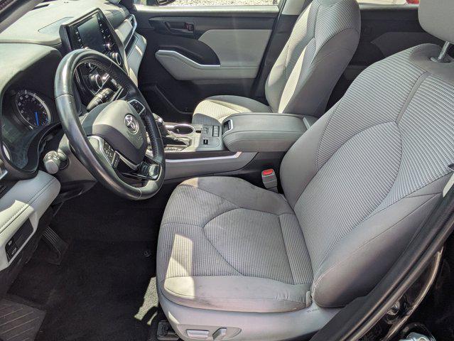 used 2021 Toyota Highlander Hybrid car, priced at $34,140