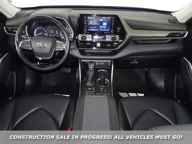 used 2021 Toyota Highlander car, priced at $29,892