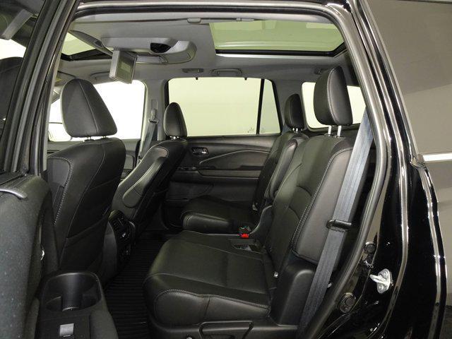 used 2021 Honda Pilot car, priced at $28,825