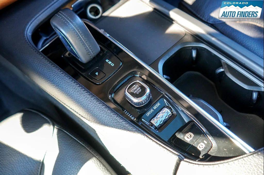 used 2021 Volvo XC90 Recharge Plug-In Hybrid car, priced at $37,998