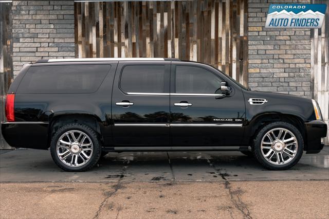 used 2013 Cadillac Escalade ESV car, priced at $23,998