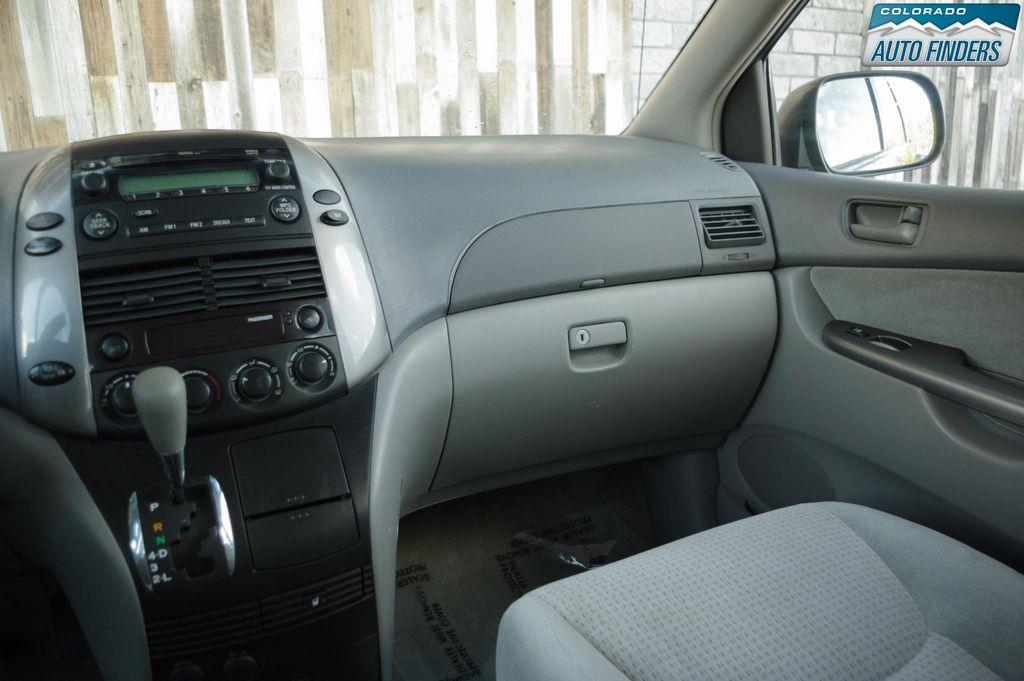 used 2007 Toyota Sienna car, priced at $9,999
