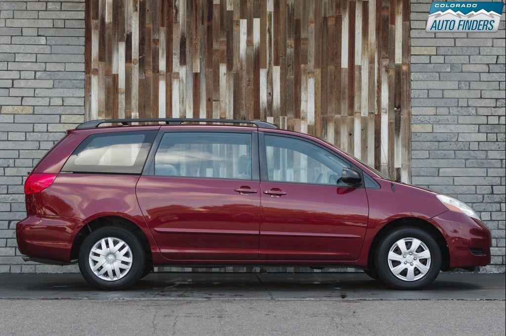 used 2007 Toyota Sienna car, priced at $9,999