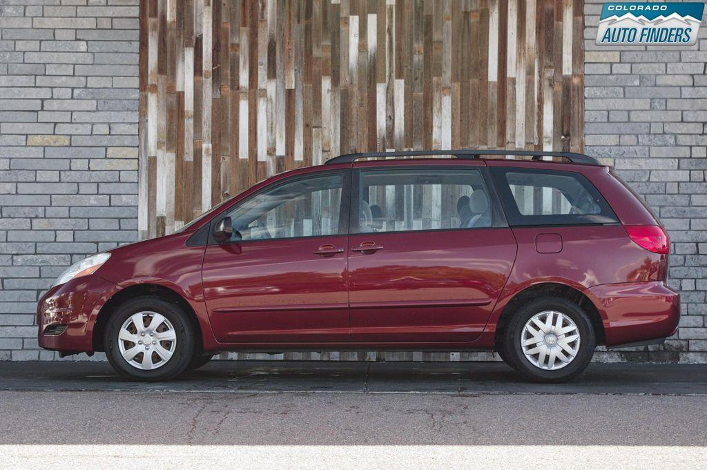 used 2007 Toyota Sienna car, priced at $9,999