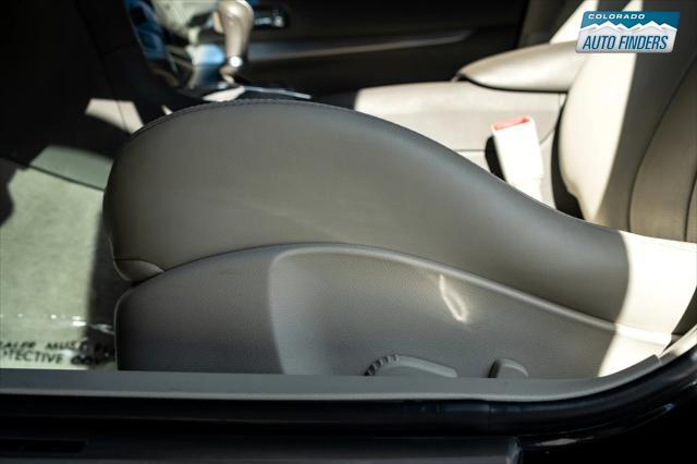 used 2015 INFINITI Q40 car