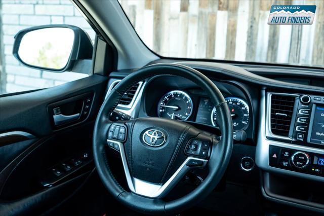 used 2015 Toyota Highlander car, priced at $20,990