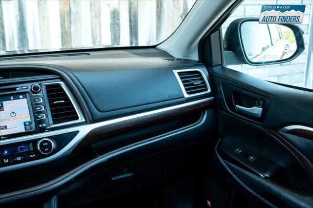 used 2015 Toyota Highlander car, priced at $20,990