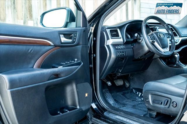 used 2015 Toyota Highlander car, priced at $20,990